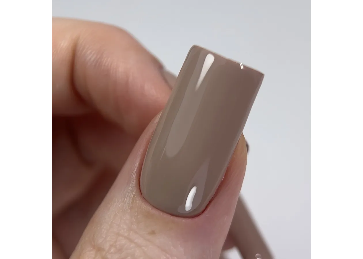 Гель-лак кольоровий Divia Nude Story NS040 Pink Wink (сіро-коричневий) Di1233, 8 мл - Фото 3